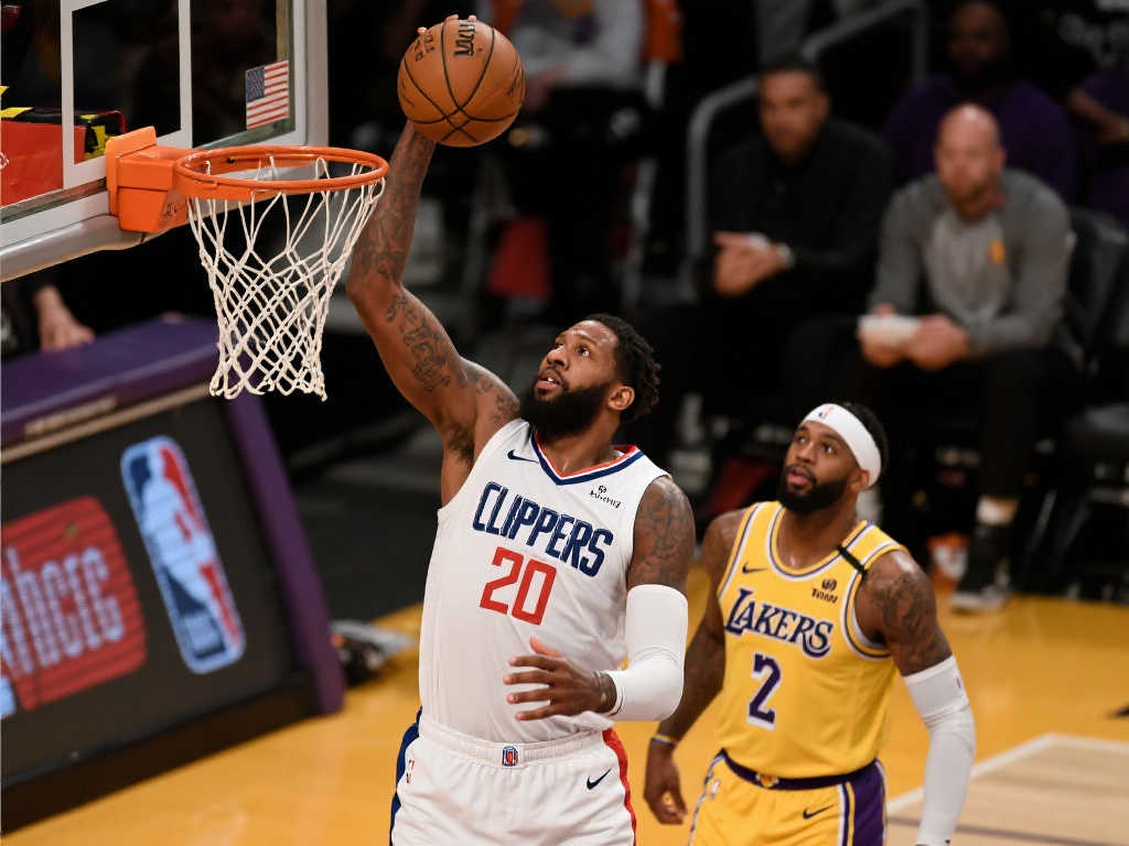 21分19板！祖巴茨完胜浓眉，内线统治洛城德比